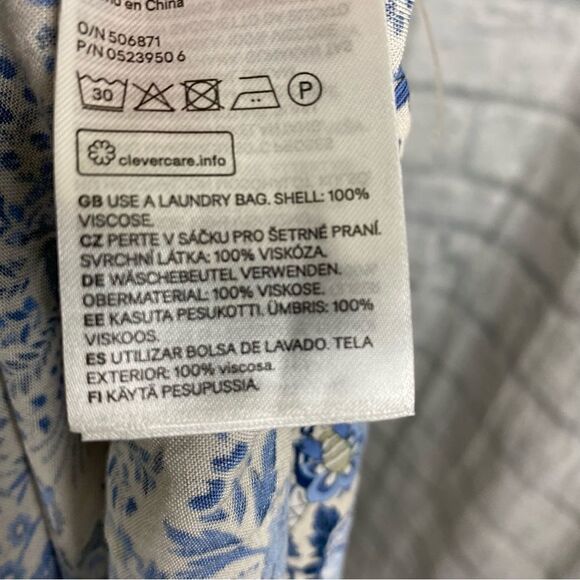 H&M Paisley and flower print dress blue and white sz 4 women - Picture 11 of 12